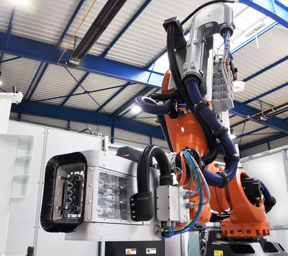 Robot perçage acoustique composite - GEBE2 - EUROPE TECHNOLOGIES